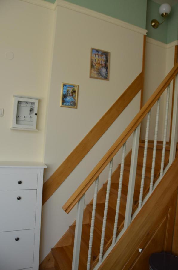 Our House In The Town Apartment เวลีคอเทอร์โนโว ภายนอก รูปภาพ