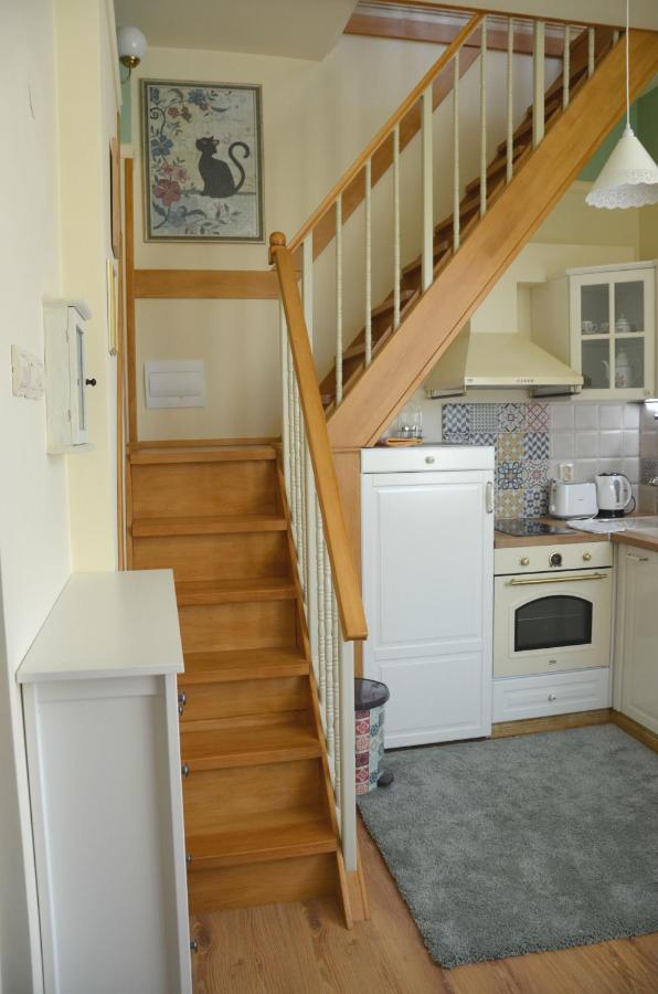 Our House In The Town Apartment เวลีคอเทอร์โนโว ภายนอก รูปภาพ